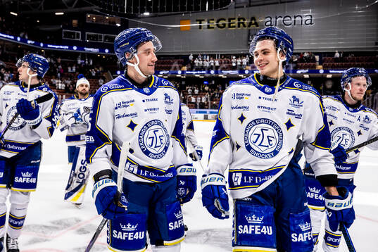 Leksands Max Veronneau och Alexander Lundqvist jubel