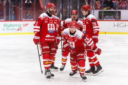 Timrås Anton Heikkinen jublar