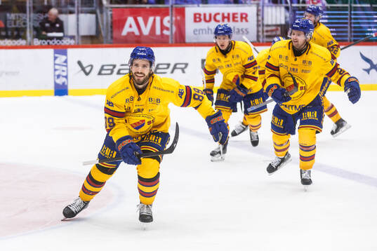 Djurgårdens Oula Palve jublar
