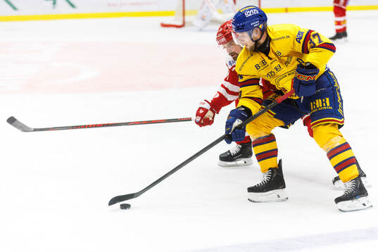 Timrås Anton Lander och Djurgårdens Jesper Pettersson
