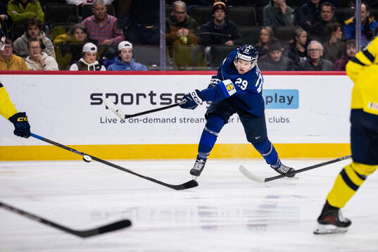 Jasper Kuhta of Finland scores the 2-2 goal