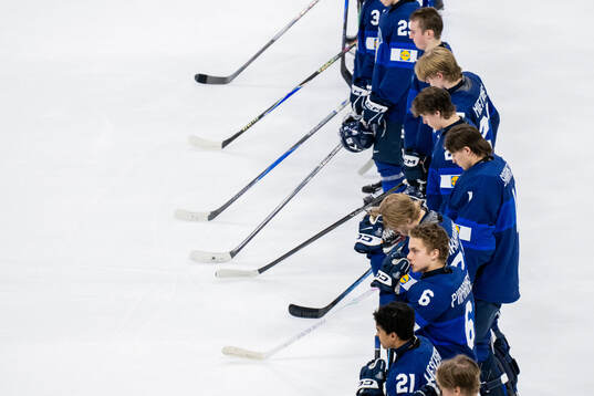 Players of Finland looks dejected