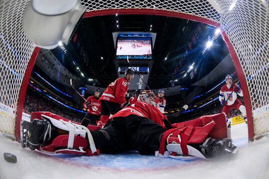 Maxmilian Curran of Czech Republic celebrates