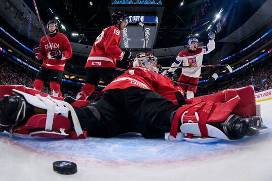 Bläddra bland fler bilder av 2026 IIHF World Junior Championship, day 10, semifinal, Canada - Czech Republic