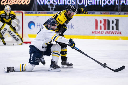 Södertäljes Carter Ashton och Västerås Anton Mylläri