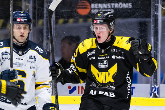 Västerås Karl Annborn jublar