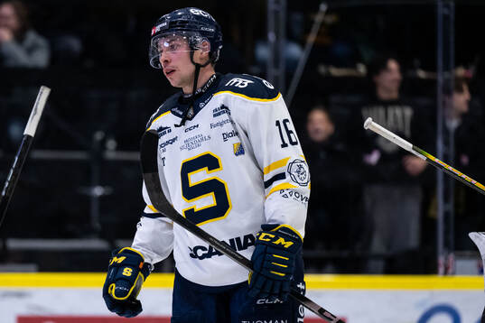 Södertäljes Filip Engarås deppar