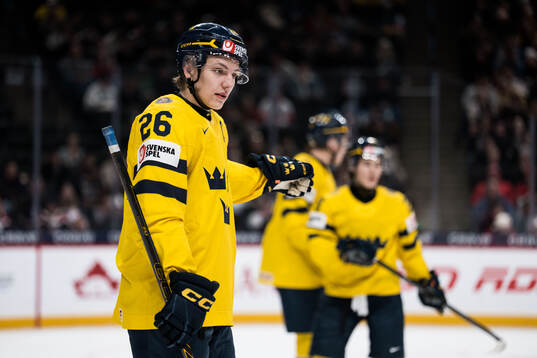 Jack Berglund of Sweden