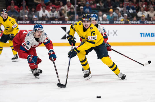 Max Psenicka of Czech Republic and Anton Frondell of Sweden