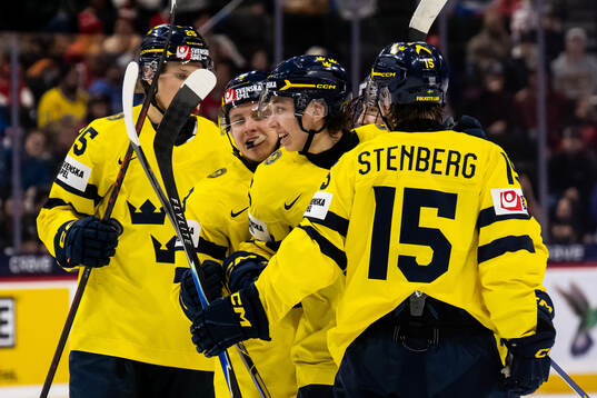 Sascha Boumedienne of Sweden celebrate with teammates