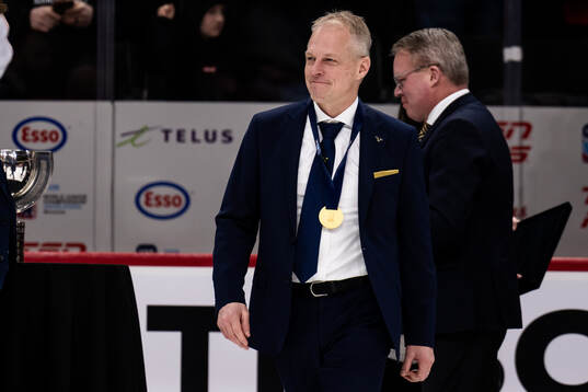 Head coach Magnus Hävelid of Sweden celebrates