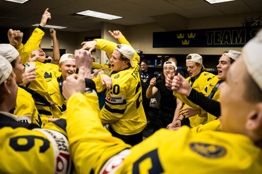 Players of Sweden celebrate