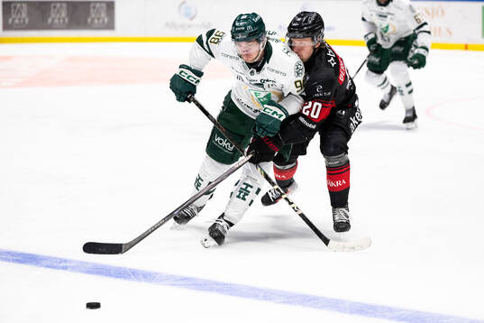 Malmö Redhawks Thomas Berg Paulsen mot Färjestads Marian