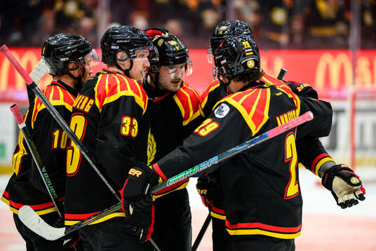 Brynäs Kieffer Bellows jublar