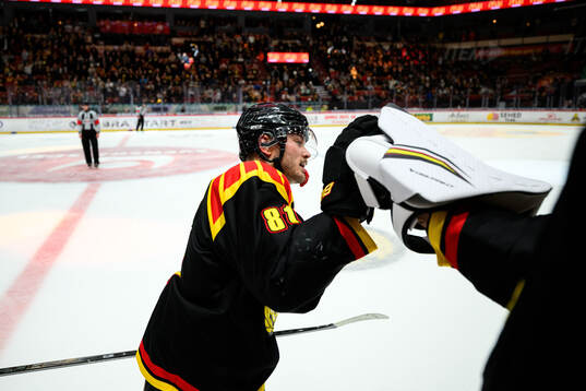 Brynäs Kieffer Bellows jublar
