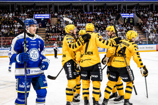 Skellefteås Andreas Johnson jublar
