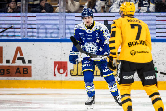 Leksands Olle Strandell jublar
