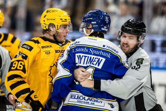 Skellefteås Rickard Hugg och Leksands Joonas Lyytinen och