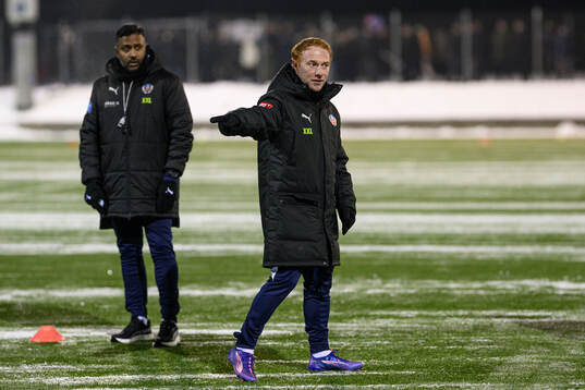 Manager Stevie Grieve
