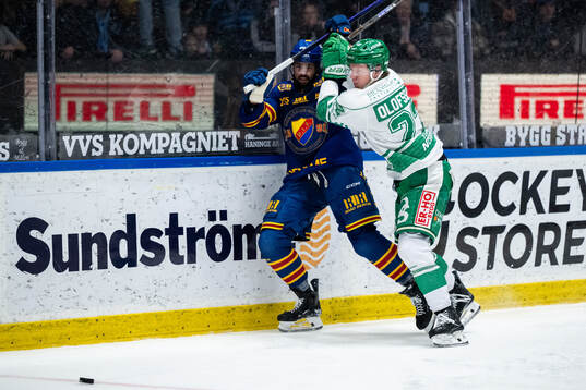 Djurgårdens Oliver Kylington och Rögles Fredrik Olofsson