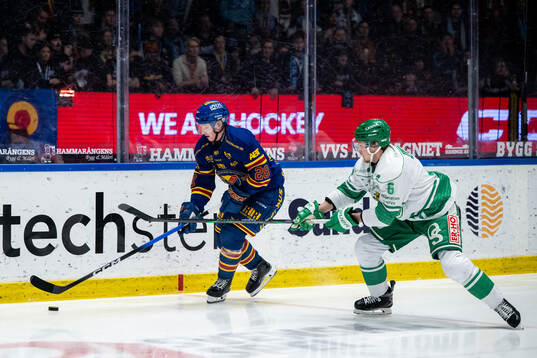 Djurgårdens Gustav Lindström och Rögles Paul LaDue