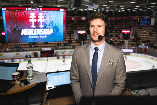 Tv4s expertkommentator Adam Johansson