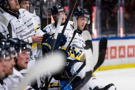 HV71s Olle Alsing deppar
