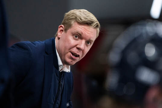 HV71s tränare Anton Blomqvist