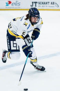 HV71s Julia Shaunessy
