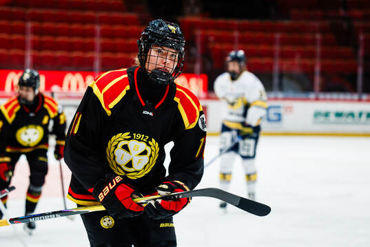 Brynäs Elin Svensson jublar