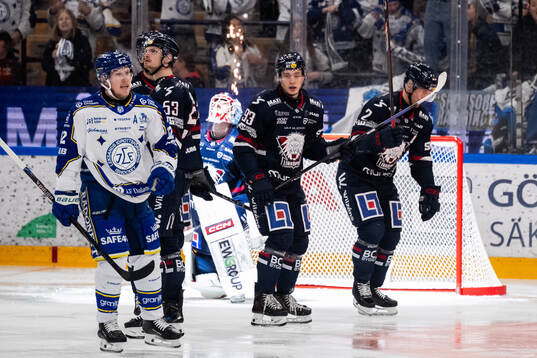 Linköpings Oliver Johansson och Rasmus Rissanen deppar