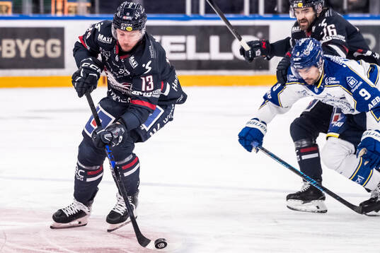 Linköpings Jakub Vrana och Leksands Gabriel Fortier