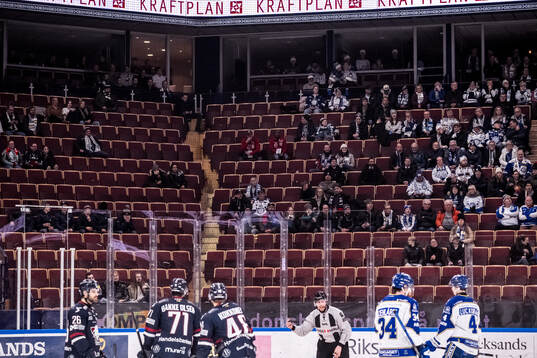 Tomt på läktarna