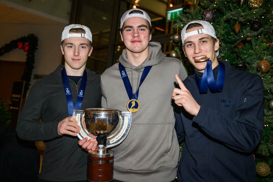 Bläddra bland fler bilder av 2026 IIHF World Junior Championship, Sweden, Arrival at Arlanda
