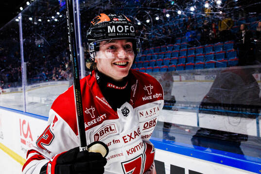 Örebros Noah Steen jublar
