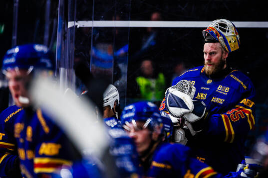 Djurgårdens målvakt Magnus Hellberg i båset