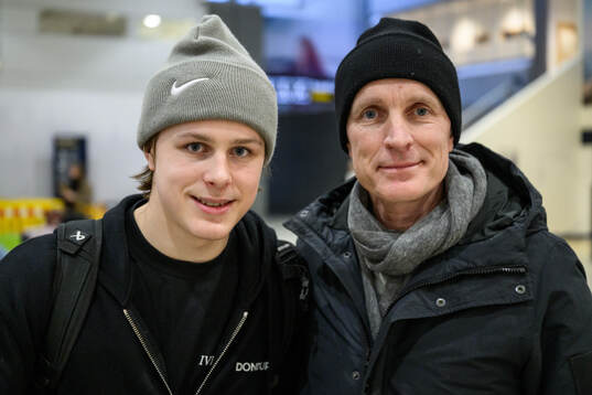 Ivar Stenberg of Sweden with hhis father David Stenberg at