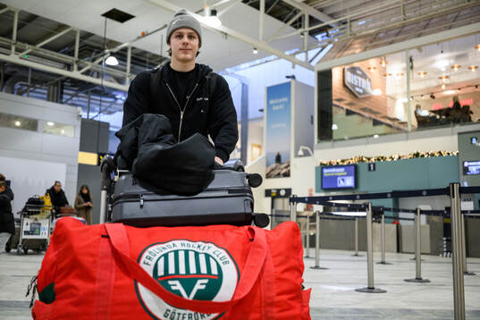 Ivar Stenberg of Sweden arrive at Landvetter Airport