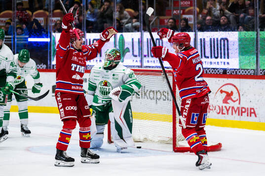 Timrås Anton Heikkinen jublar