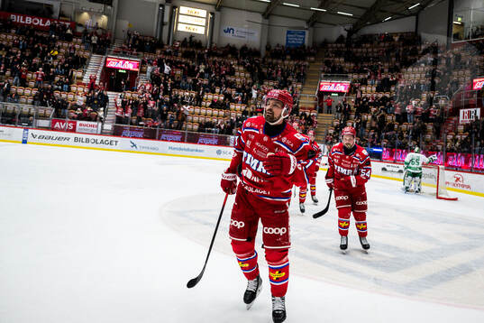 Timrås Anton Lander jublar
