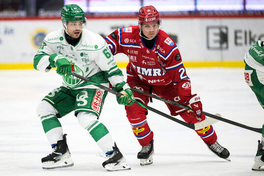 Rögles Leon Bristedt och Timrås Anton Heikkinen