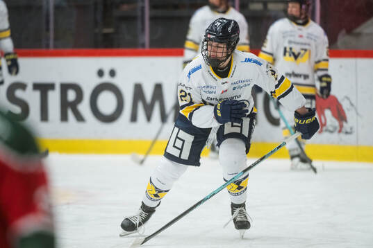 HV71s Evelyne Blais-Savoie innan ishockeymatchen i SDHL