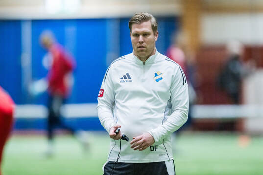 Östers IFs assisterande tränare Daniel Friberg