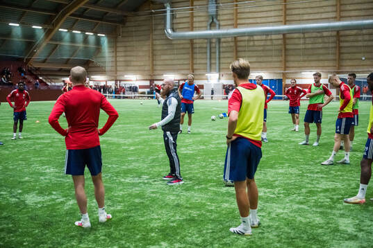 Östers IFs tränare Max Mölder