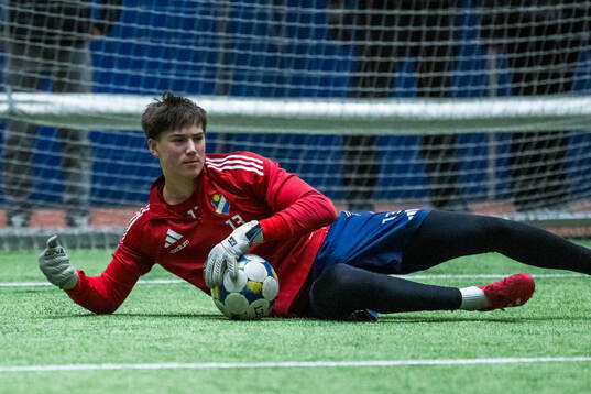 Östers målvakt Leo Enzenross