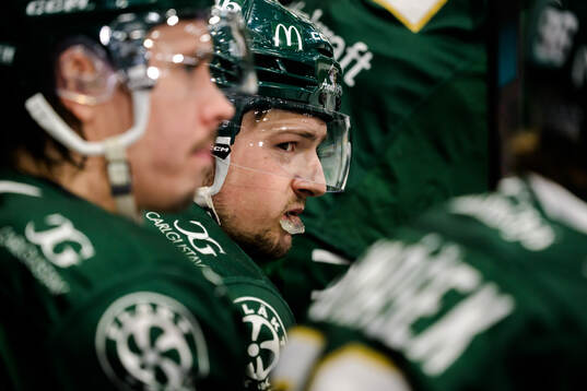 Färjestads Luke Philp deppar