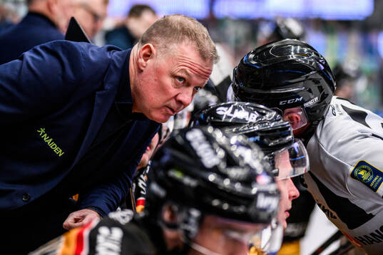 Luleås assisterande tränare Henrik Stridh