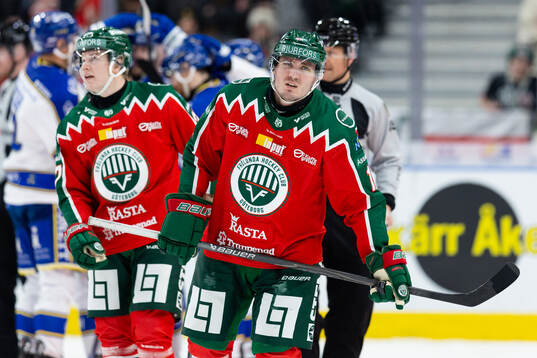 Frölundas Theodor Niederbach och Max Lindholm deppar