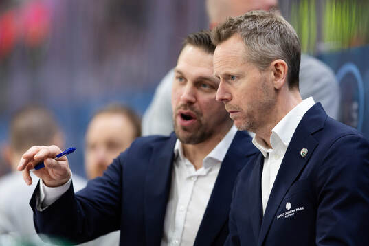 Frölundas assisterande tränare Martin Sandgren och