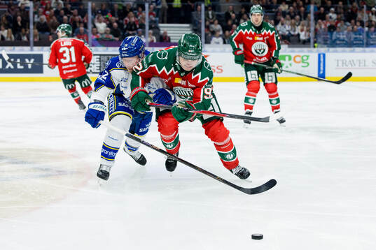 Leksands Kalle Östman och Frölundas Filip Cederqvist